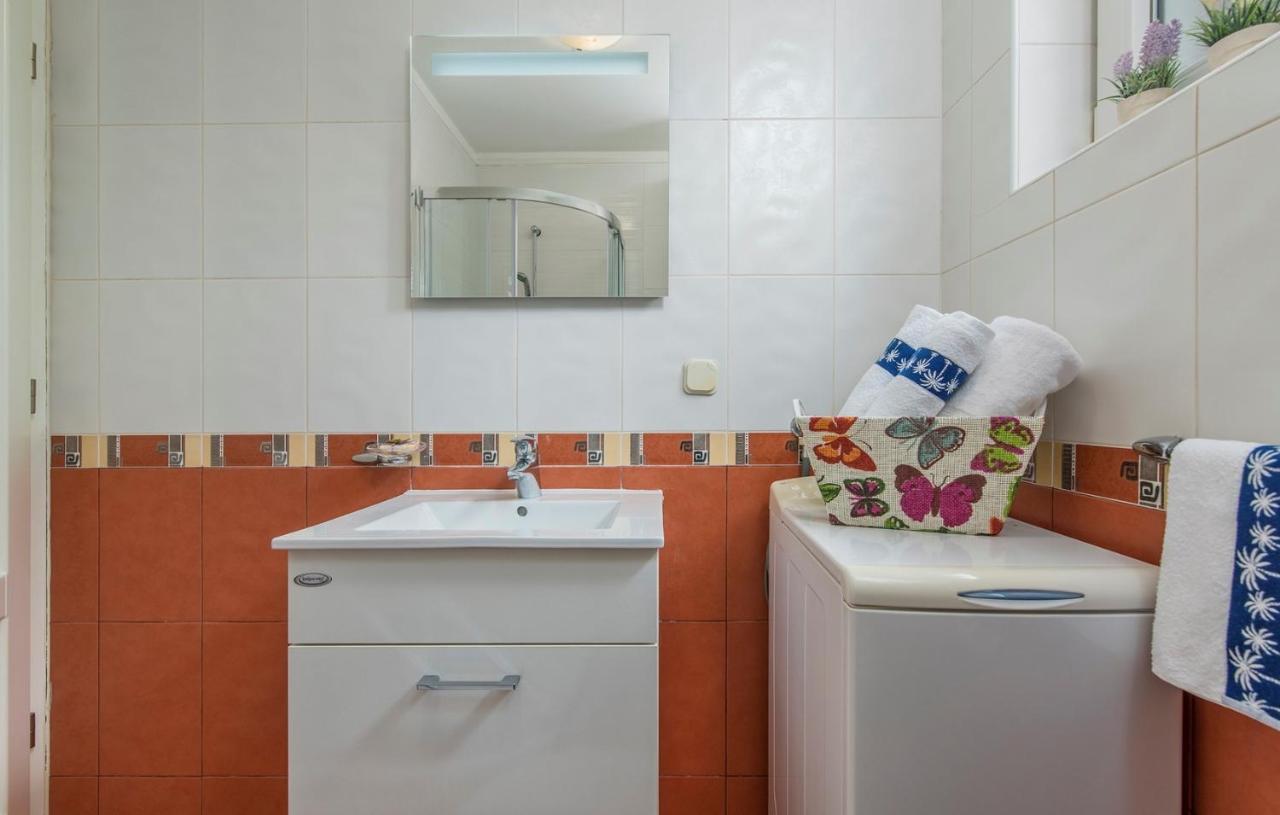 Apartment Amela Porec Exterior photo